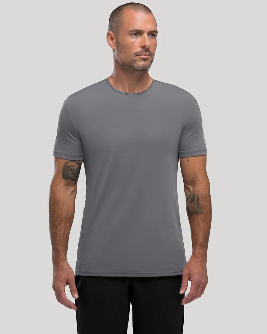 Petro - Stylish Crew Split-Hem Tee For the Perfect Casual Look